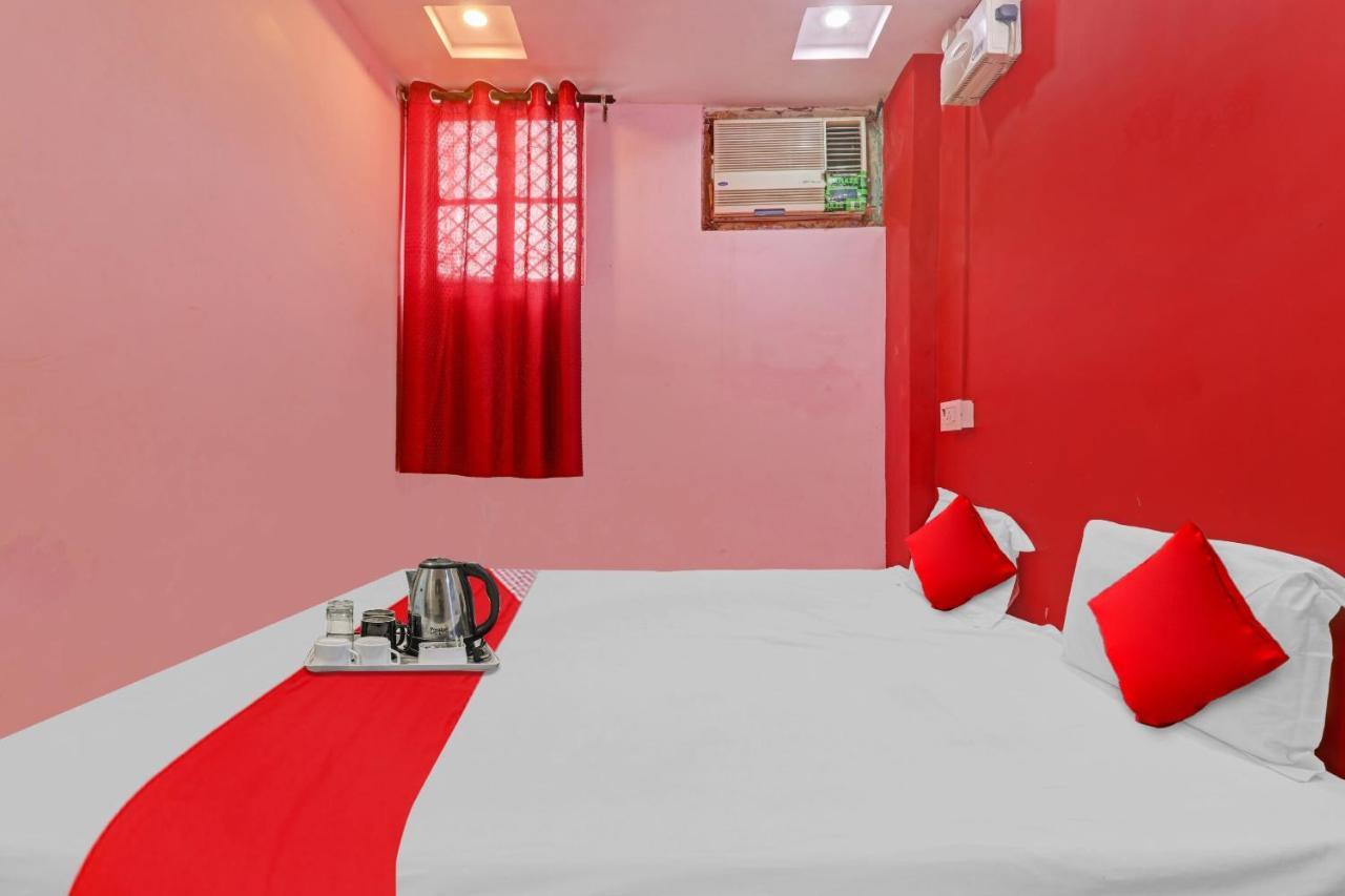 OYO Flagship 92337 Hotel Narayani Palace Kanpur Bagian luar foto